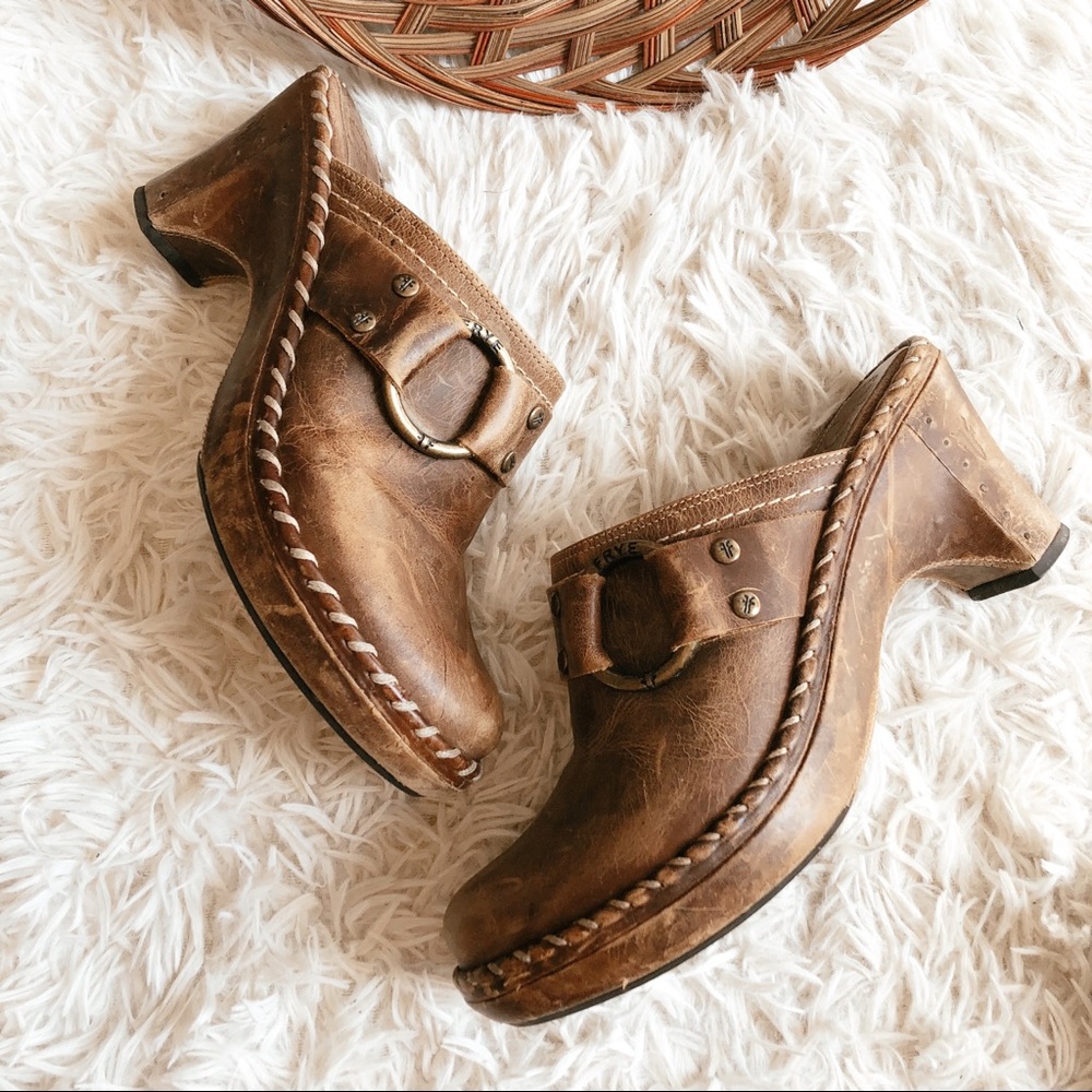 Frye Charlotte Leather Mules